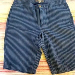 Men’s shorts. Blue striped. Tristan.